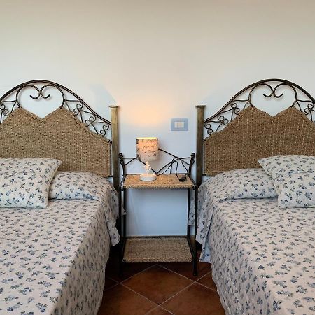 Вилла Residenza Il Melograno Будони Экстерьер фото